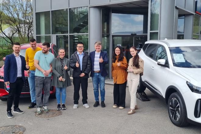Autoklinika team